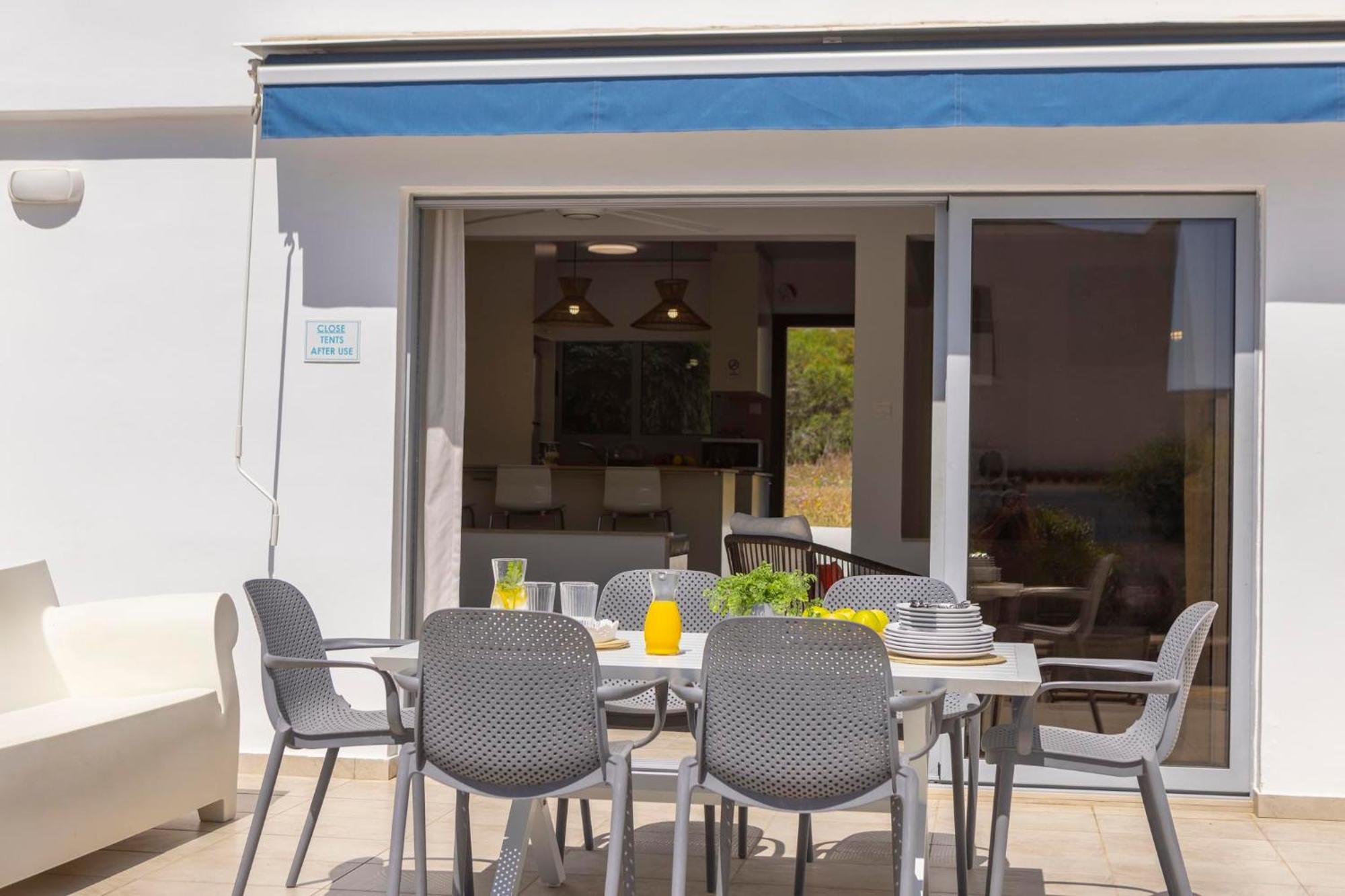 פרוטאראס Azure Luxury Pool Villa מראה חיצוני תמונה