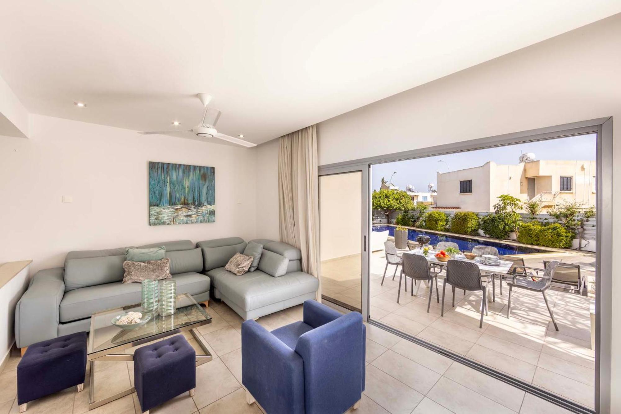 פרוטאראס Azure Luxury Pool Villa מראה חיצוני תמונה