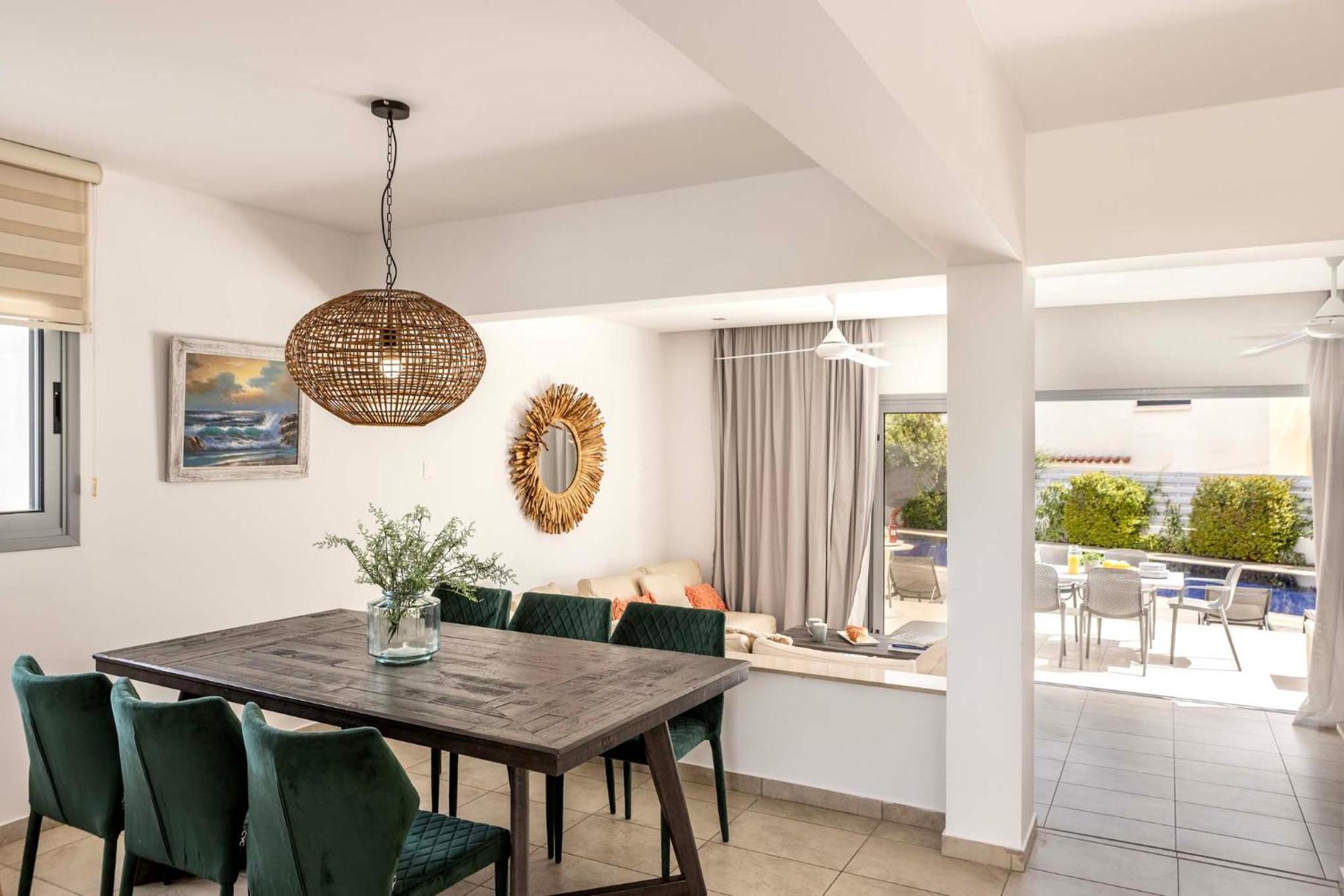 פרוטאראס Azure Luxury Pool Villa מראה חיצוני תמונה