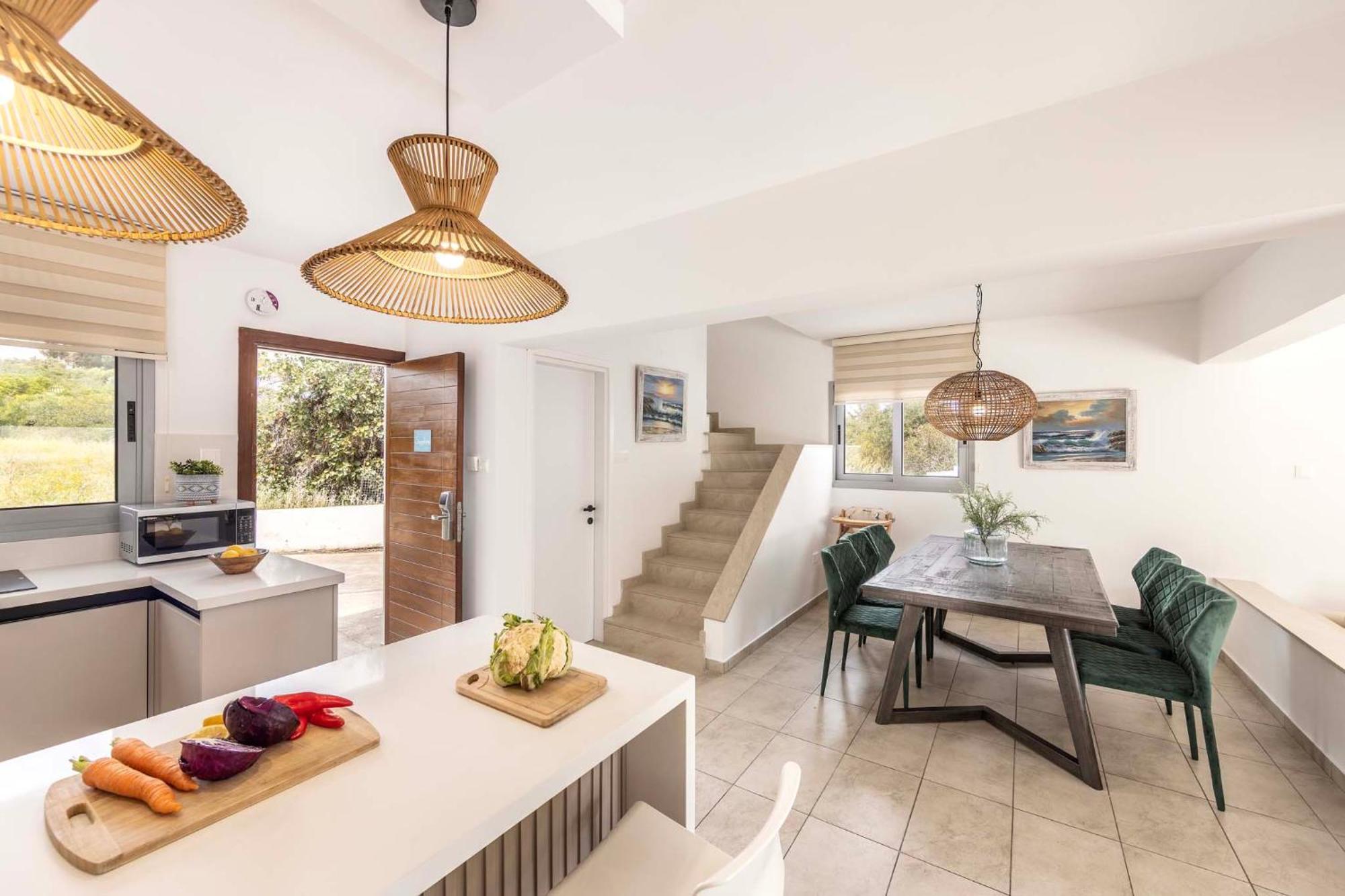 פרוטאראס Azure Luxury Pool Villa מראה חיצוני תמונה